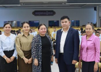 សកម្មភាពលោកគ្រូ អ្នកគ្រូ និងប្អូនៗគរុនិស្សិត ចូលរួមកម្មវិធី ”ការស្វែងយល់ពីសុខភាពផ្លូវចិត្ត និង គន្លឹះសាមញ្ញដើម្បីថែទាំខ្លួនឯង”​