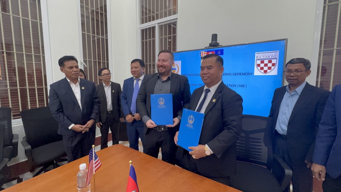 វិទ្យាស្ថានជាតិអប់រំ៖ ព្រឹកថ្ងៃទី៨ ខែកក្កដា ឆ្នាំ២០២៥ នៅវិទ្យាស្ថានជាតិអប់រំ មានបើកសិក្ខាសាលាស្ដីពី “ការបំប៉នសមត្ថភាពបុគ្គលិក គ្រូឧទ្ទេស និស្សិត គរុនិស្សិត និងគរុសិស្ស”