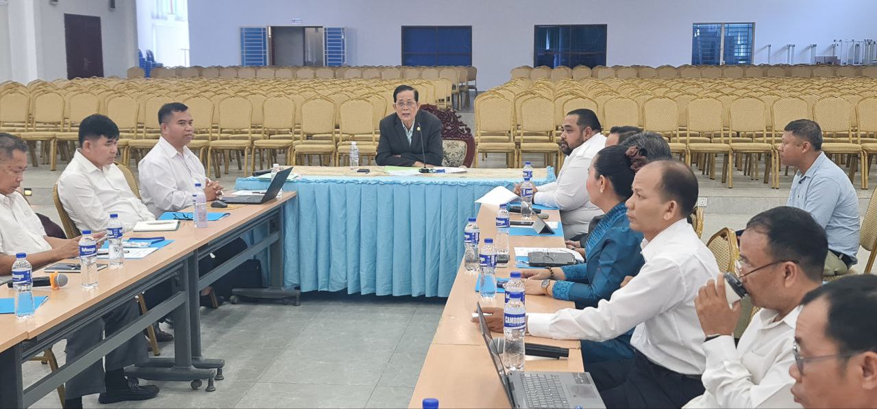 វិទ្យាស្ថានជាតិអប់រំមានបើកកិច្ចប្រជុំណែនាំស្ដីពីការប្រឡងបញ្ចប់ការបណ្ដុះបណ្ដាលគ្រូបង្រៀនកម្រិតឧត្តម (បរិញ្ញាបត្រ+២) ជំនាន់ទី២ ដែលនឹងប្រព្រឹត្តិទៅនៅថ្ងៃទី០៦-០៧ ខែសីហា ឆ្នាំ២០២៥